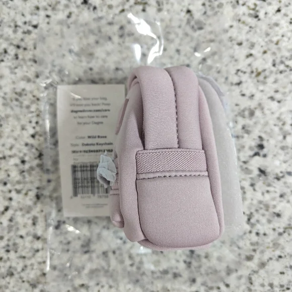 Dagne Dover limited edition Dakota Keychain (wild rose) - Picture 5 of 10